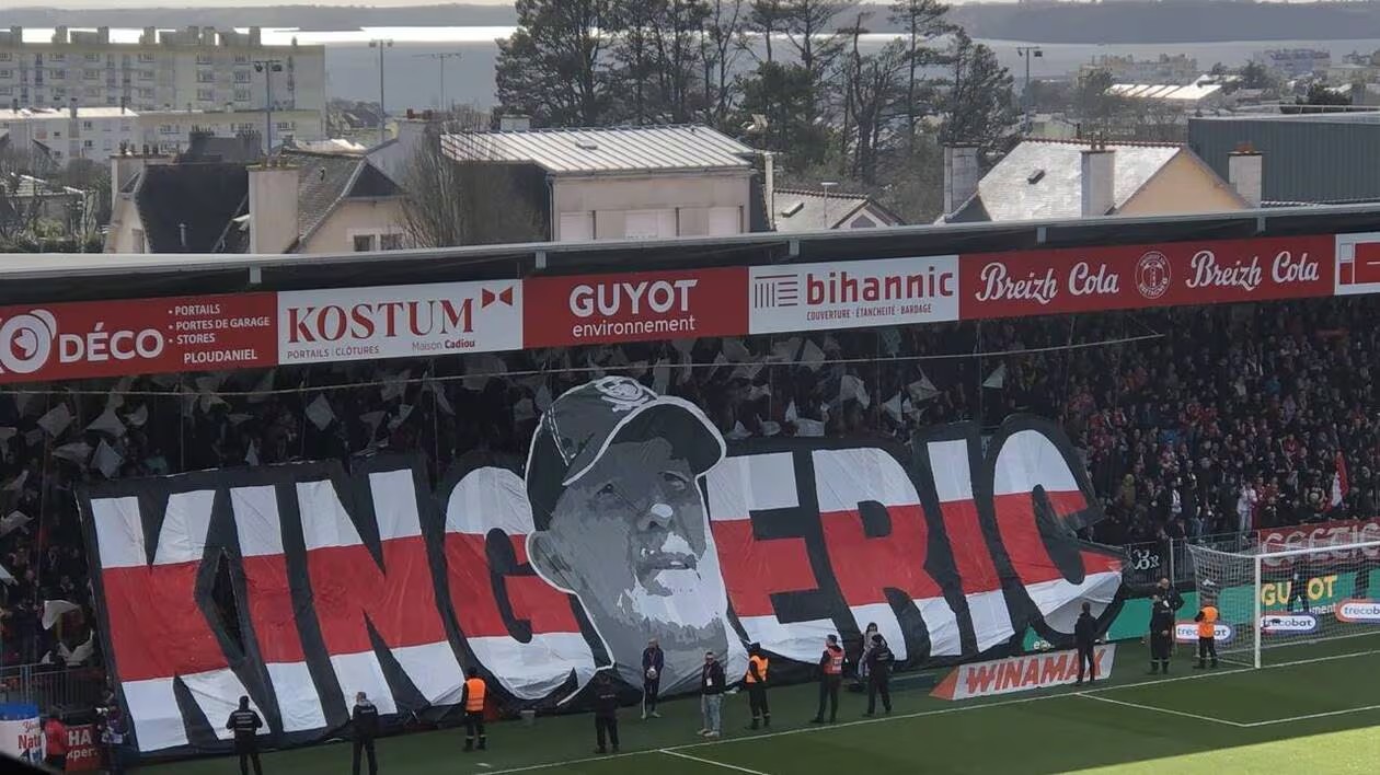 Tifo des supporters brestois « KING ERIC »
